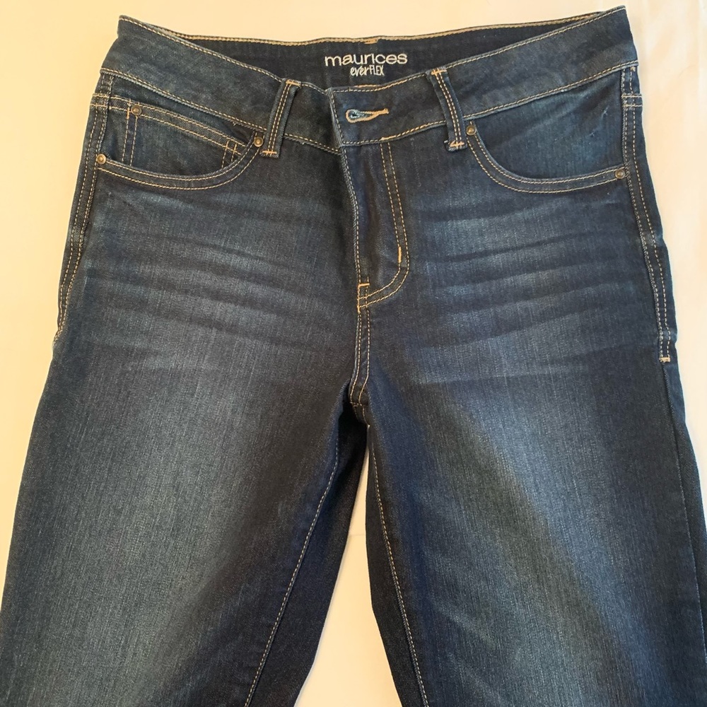 Never worn Maurice’s Ever Flex women’s jeans- size 10